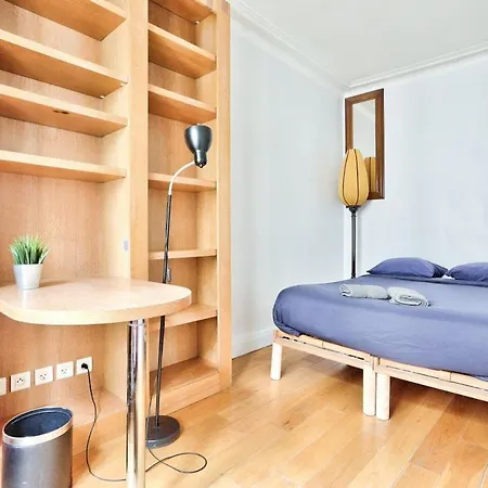 Quartier Champs-elysees 3 *